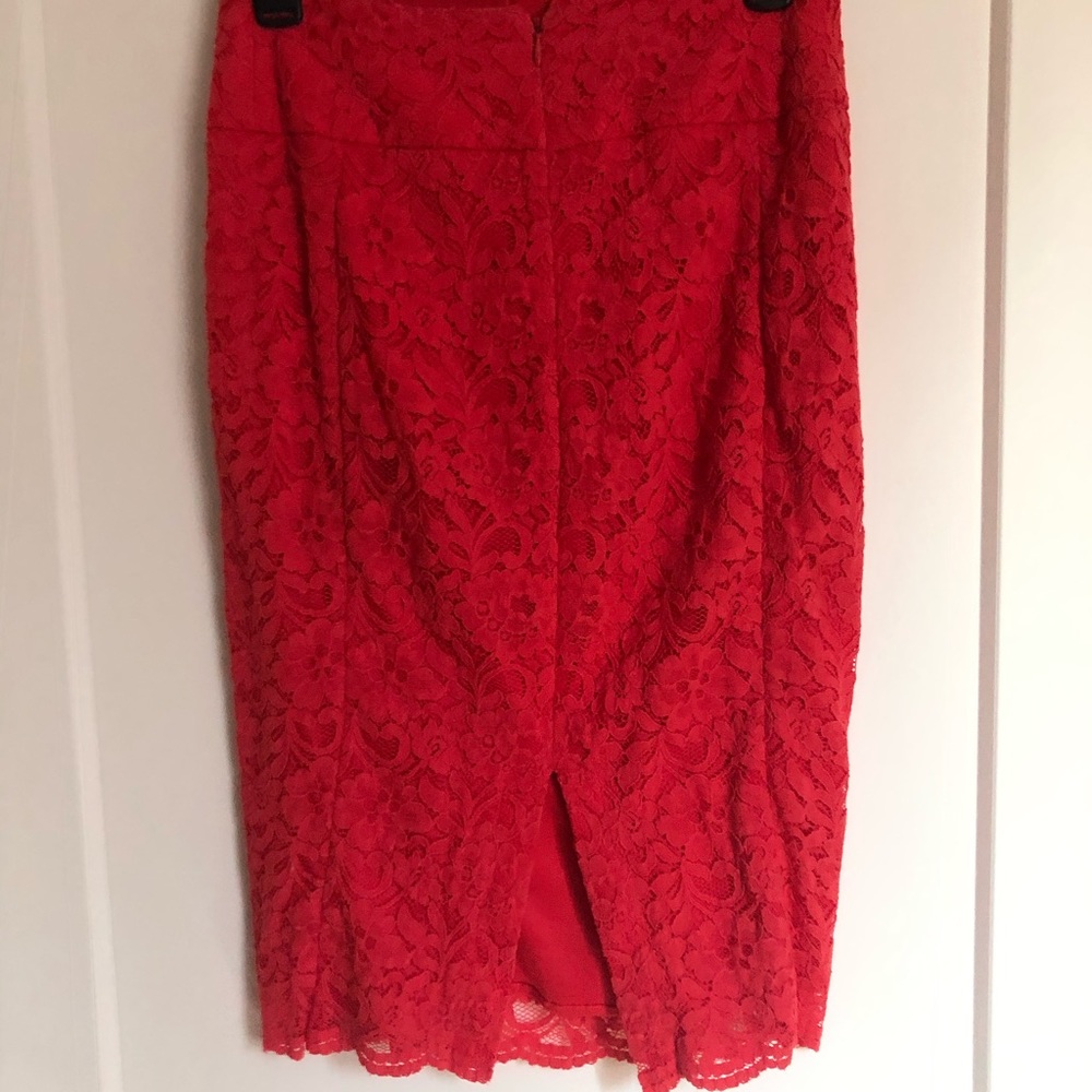 Express lace skirt